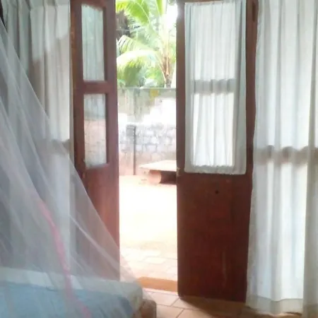 Cool Banyan Cabana Trincomalee Exterior photo