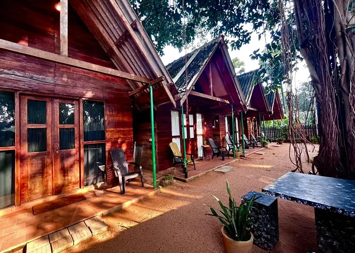 Cool Banyan Cabana