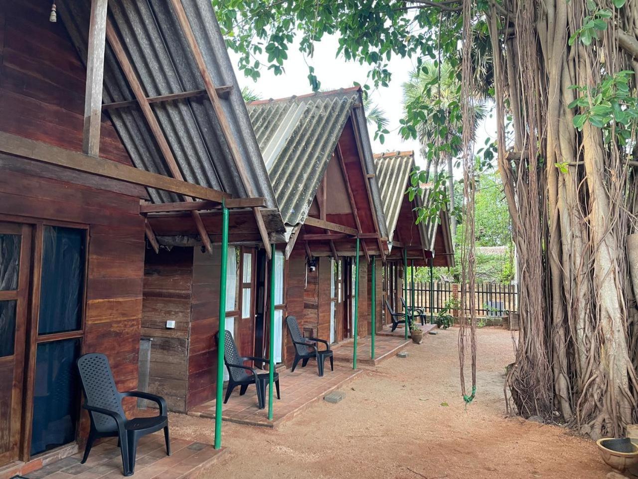 Cool Banyan Hotel Trincomalee